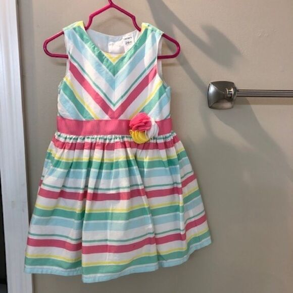 Carter's Spring/Summer Dress with Hat - Picture 3 of 12